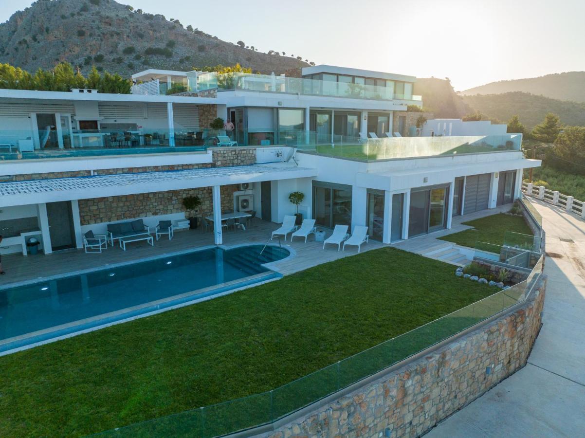 Villa Akrotiri Vlicha  외부 사진